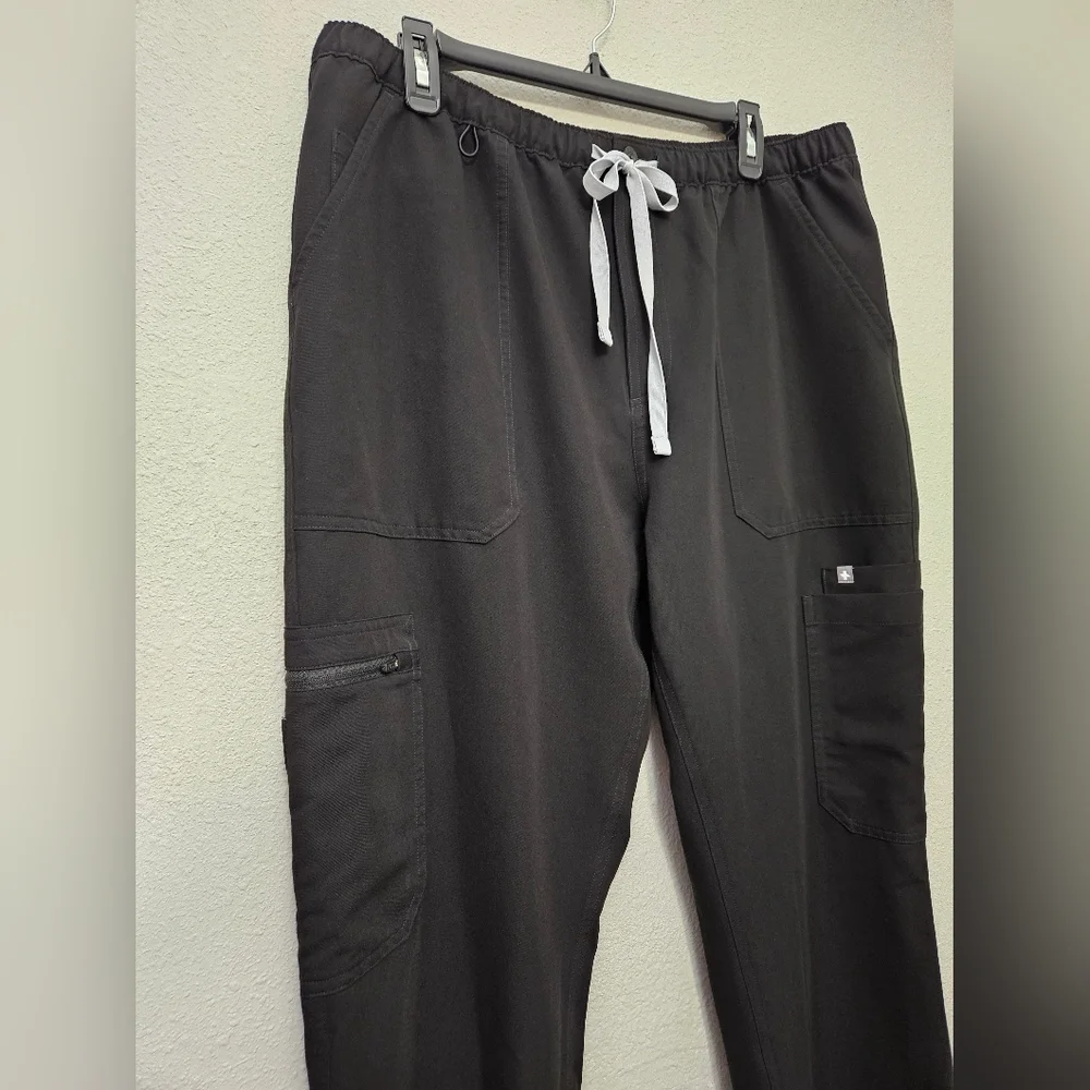 Figs Mens XL Cairo Black Elastic Waist With Zipper Button Scrub Pants Nursing